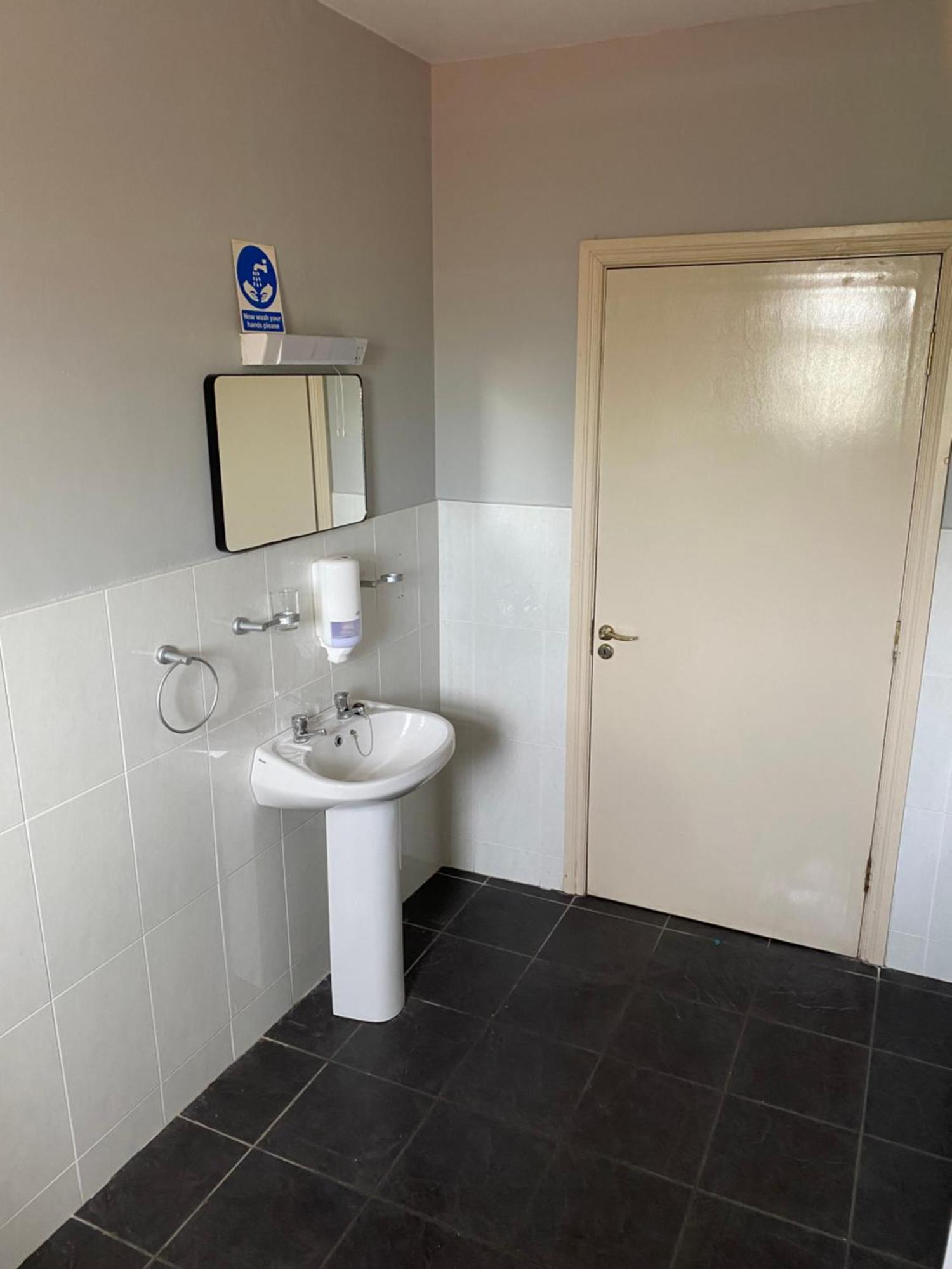 Seaview Lodge Inverin Bagian luar foto
