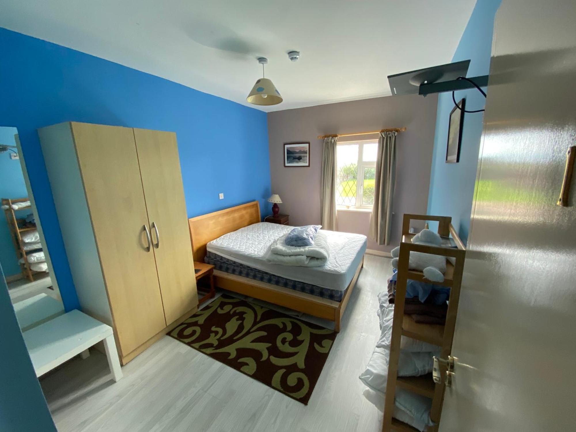 Seaview Lodge Inverin Bagian luar foto